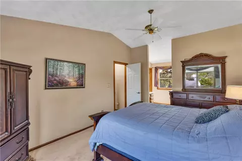 Bedroom - 116 Rizzi Dr, Irwin, PA 15642 photo 2 of 5