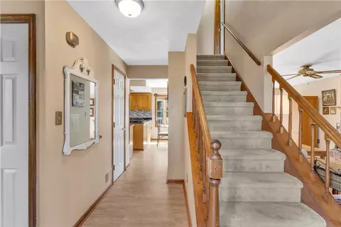 Entry Way - 116 Rizzi Dr, Irwin, PA 15642 photo 2 of 2