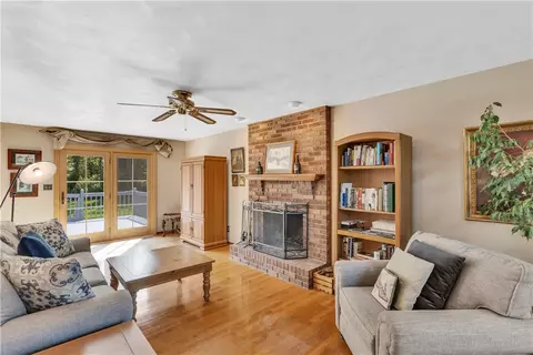Living - 116 Rizzi Dr, Irwin, PA 15642 photo 1 of 6