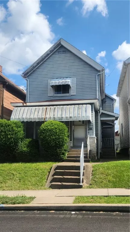 522 Longfellow St, Vandergrift, PA 15690