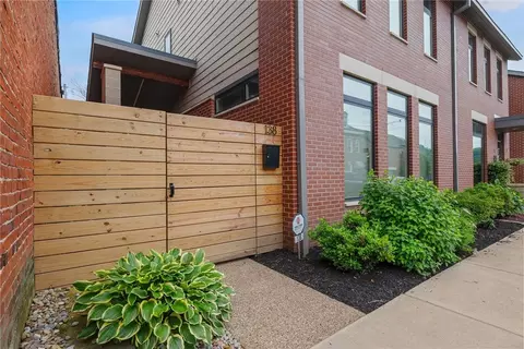 138 46th St, Pittsburgh, PA 15201
