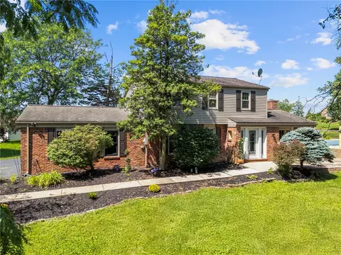 1202 Oakridge Rd, Mcdonald, PA 15057