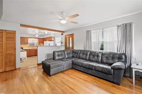 2184 Dime Rd, Vandergrift, PA 15690 photo 4