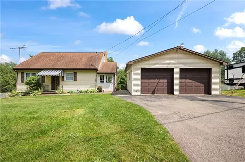2184 Dime Rd, Vandergrift, PA 15690 photo 2