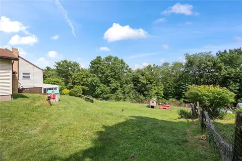2184 Dime Rd, Vandergrift, PA 15690 photo 18