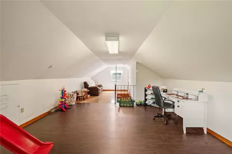 2184 Dime Rd, Vandergrift, PA 15690 photo 11