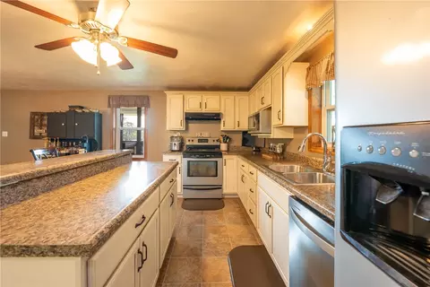 Kitchen - 116 Dixon Dr, Derry, PA 15627 photo 2 of 2