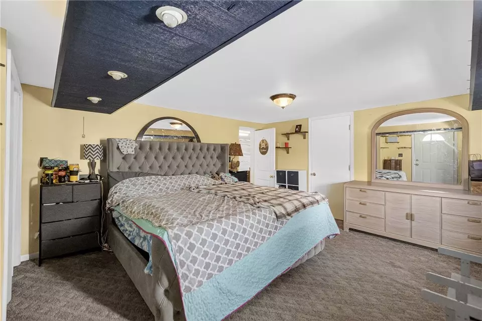 Bedroom - 3879 Pittsburgh Rd, Perryopolis, PA 15473 photo 7 of 7