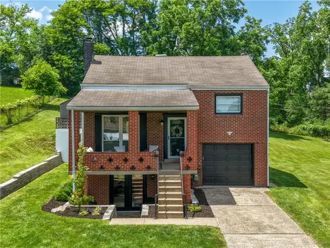 1100 Algonquin Dr, Pittsburgh, PA 15205