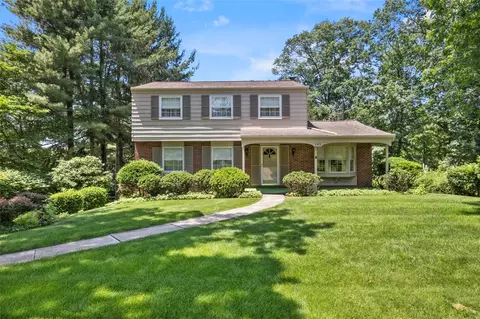 103 Douglas Dr, Pittsburgh, PA 15215