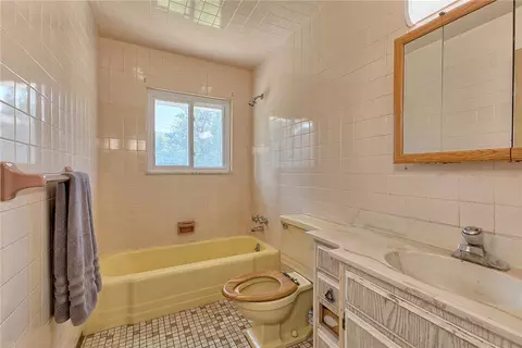 14080 Easy St, Irwin, PA 15642 photo 10