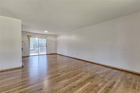 14080 Easy St, Irwin, PA 15642 photo 2