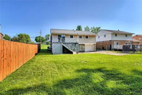 14080 Easy St, Irwin, PA 15642 photo 25