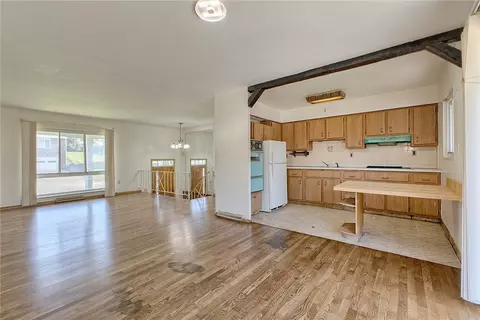 14080 Easy St, Irwin, PA 15642 photo 6
