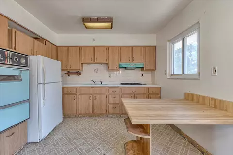 14080 Easy St, Irwin, PA 15642 photo 7