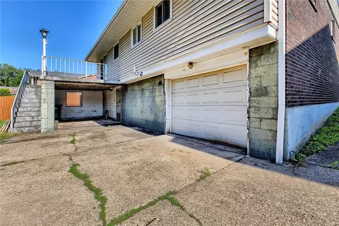 14080 Easy St, Irwin, PA 15642 photo 27