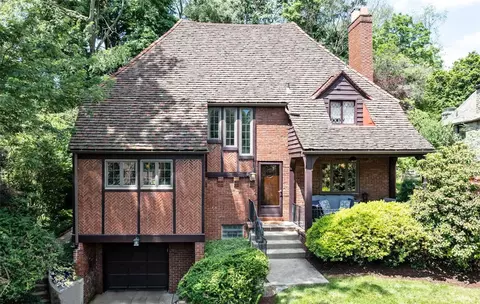 234 Orchard Dr, Pittsburgh, PA 15228