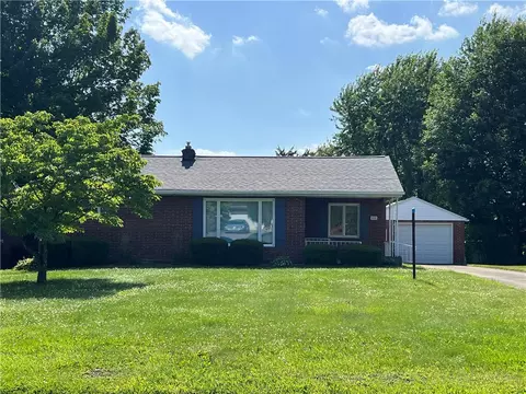 642 S 3rd St, Sharpsville, PA 16150