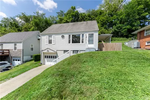 6212 Pleasant St, South Park Township, PA 15129