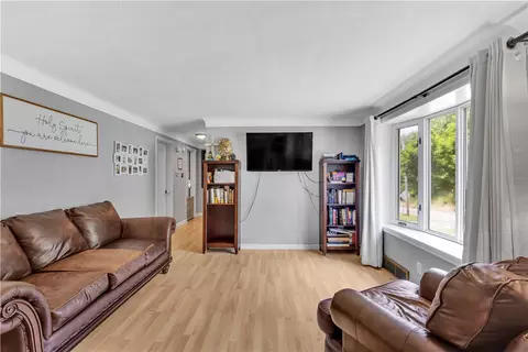 391 Wendel Rd, Irwin, PA 15642 photo 5
