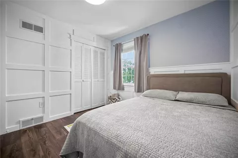 Bedroom - 108 Heather Dr, Monaca, PA 15061 photo 5 of 9