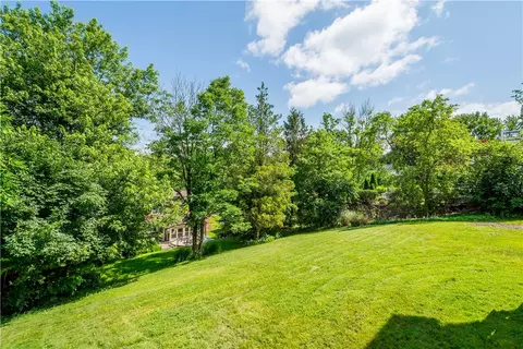 144 Warwick Dr, Pittsburgh, PA 15241 photo 43