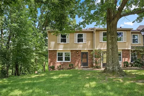 444 Scott Ln, Venetia, PA 15367