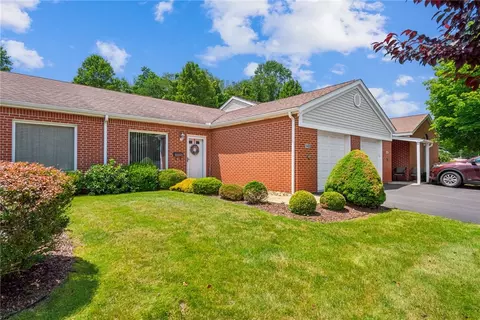 1480 Spring Crest Cir, Latrobe, PA 15650