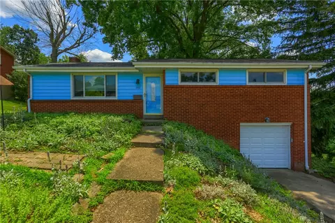 1117 Meadowlark Dr, Pittsburgh, PA 15243