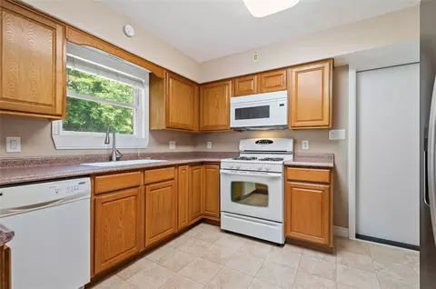6014 Calisti Dr, Export, PA 15632 photo 7