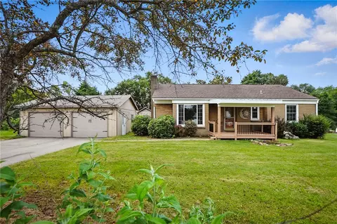 117 Gross Dr, Aliquippa, PA 15001