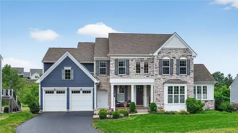 149 Overbrook Dr, Cranberry Township, PA 16066