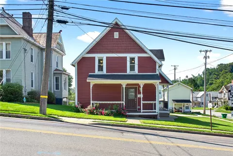 404 E Main St, Evans City, PA 16033