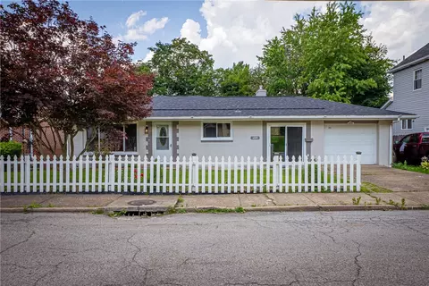 1220 Mcminn St, Aliquippa, PA 15001