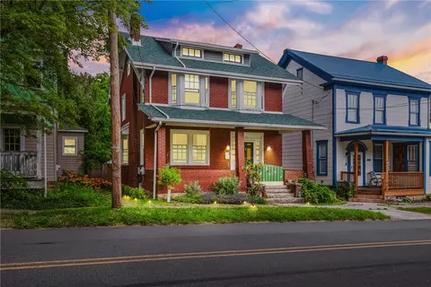 429 S Center Ave, Somerset, PA 15501