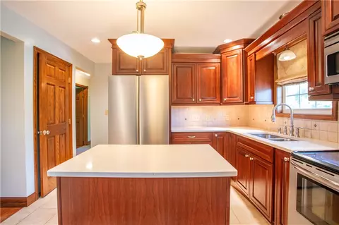 103 Mowry Rd, Monaca, PA 15061 photo 3