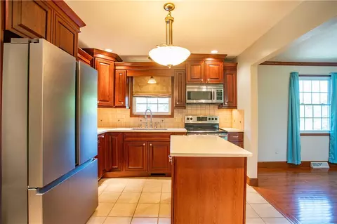 103 Mowry Rd, Monaca, PA 15061 photo 5