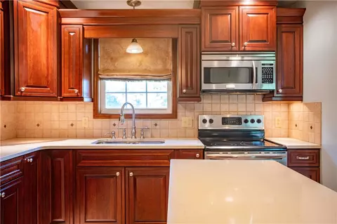 103 Mowry Rd, Monaca, PA 15061 photo 6