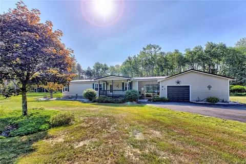 447 Vic Miller Rd, Strongstown, PA 15957