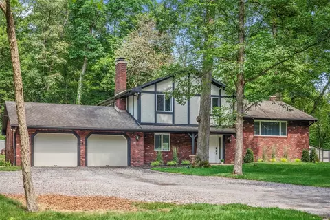 124 Heath Dr, Baden, PA 15005