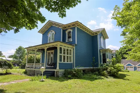 231 W Butler St, Mercer, PA 16137