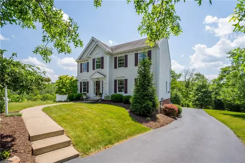 Exterior - 206 Buckeye Ct, Eighty Four, PA 15330 photo 2 of 11