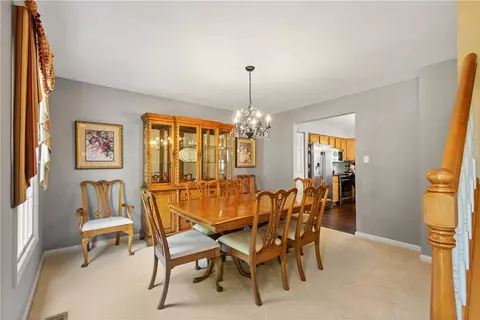 Dining - 206 Buckeye Ct, Eighty Four, PA 15330 photo 2 of 2