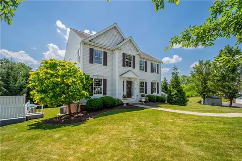 Exterior - 206 Buckeye Ct, Eighty Four, PA 15330 photo 3 of 11