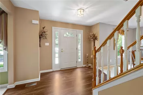 Entry Way - 206 Buckeye Ct, Eighty Four, PA 15330 photo 1 of 2