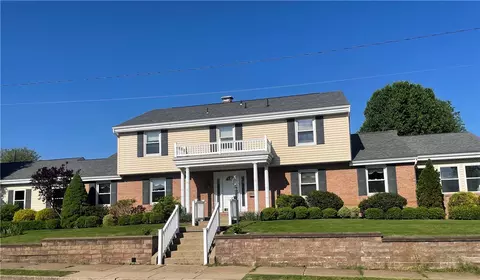 100 Oak St, Beaver, PA 15009