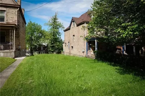 5457 Black St, Pittsburgh, PA 15206