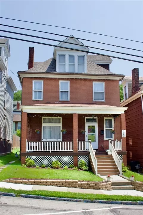216 N Sprague Ave, Pittsburgh, PA 15202