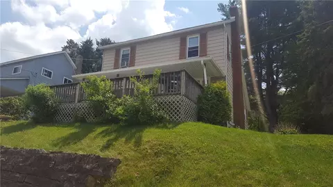 120 Upper Clinton St, Rossiter, PA 15772