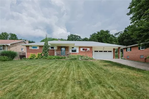 555 N 9th St, Indiana, PA 15701